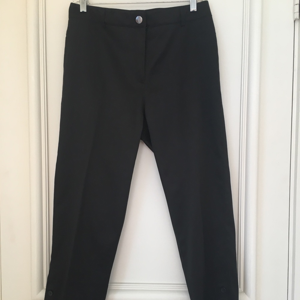 Absolu Paris Size US 8 Black.